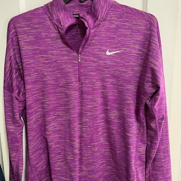 Nike pullover - Picture 2 of 2